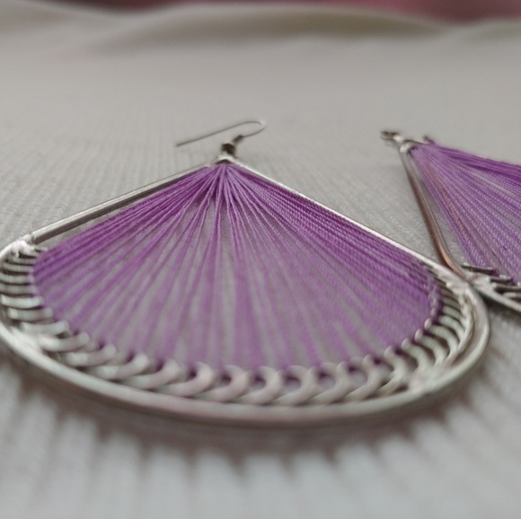 Silver tear drop earrings - Picture 3 of 3